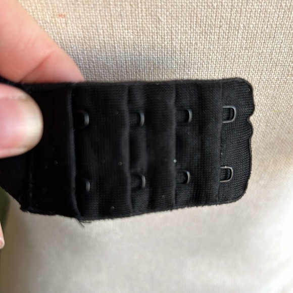 Victoria’s Secret Black Padded Underwire Bra - Picture 3 of 9